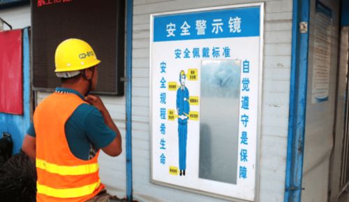 建筑工人日薪四五百惹人羨 看完其日常勞保用品后,網友沉默了